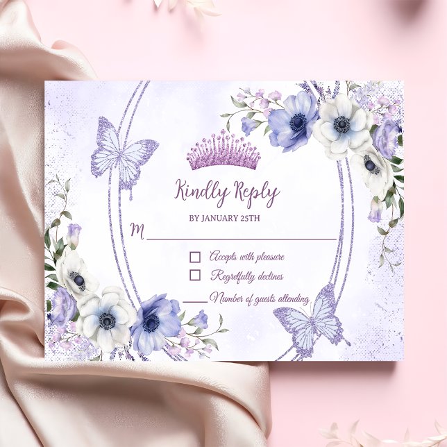 Quinceañera Lila Lilac Floral Tiara Butterfliegen RSVP Karte (Von Creator hochgeladen)