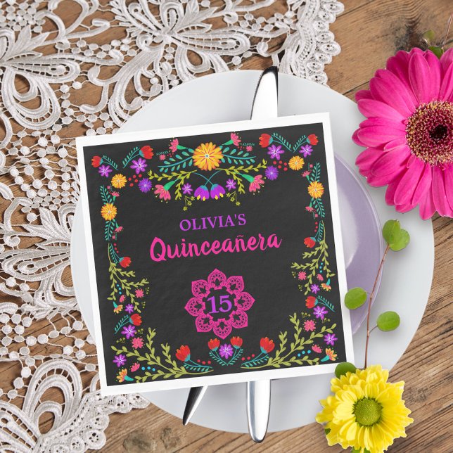 Quinceanera Mexikanische Fiesta Blume Schwarzer Ge Serviette (Quinceanera napkins from my Mexican Fiesta Floral collection
)
