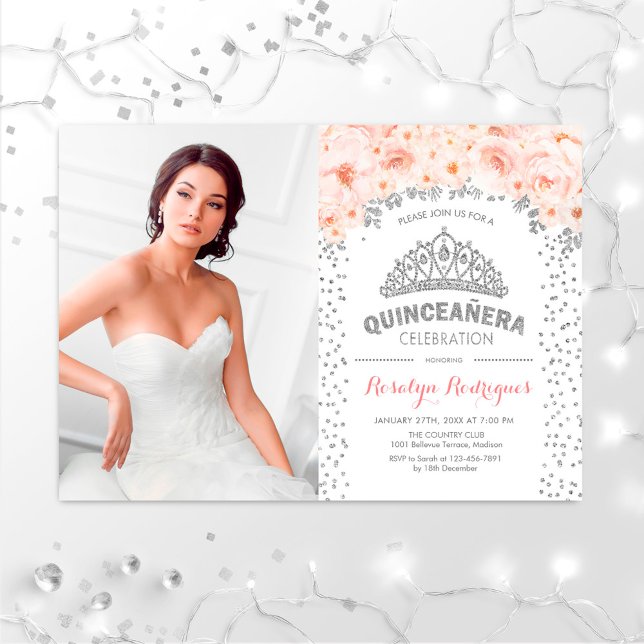 Quinceanera mit Foto - Silberrosa, florale Blume Einladung (Von Creator hochgeladen)