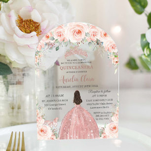 Quinceañera Roségoldene Prinzessin mit floralem Ro Acryleinladungen