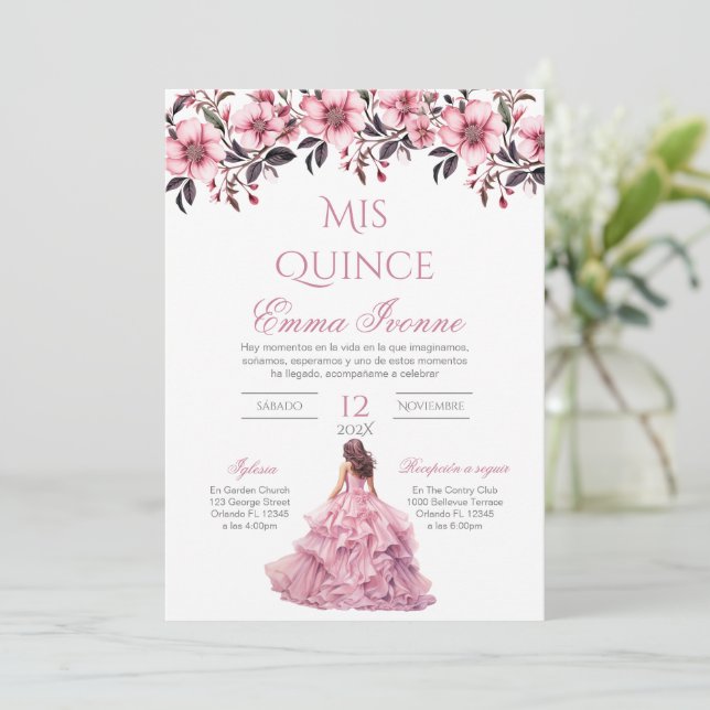 Quinceñera Invitation en espagnol rose floral (Debout devant)