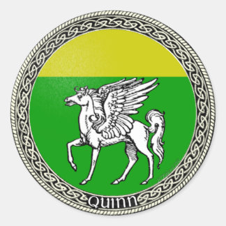 Quinn Family Arms Runder Aufkleber