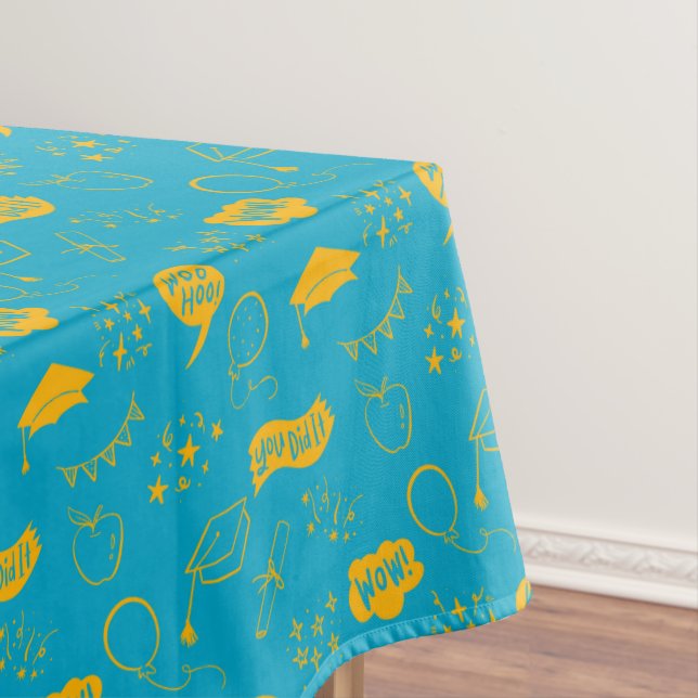 Quirky Doodle Blue Yellow Graduation Party Tischdecke (Beispiel)