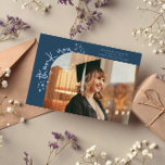 Quirky Stars Navy Blue Grad Photo Thank You Ankündigung<br><div class="desc">Quirky and whimsical graduation announcement photo card featuring a photo on the front and 1 on the back. The text says "thank you" in quirky hand writing with stars and confettis. Add the graduate's name,  information,  and message to personalize this card. Navy blue.</div>