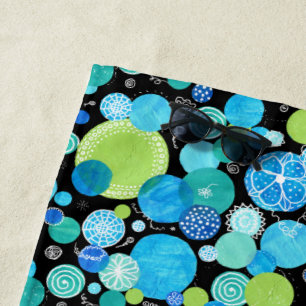 Quirky Türkise Blue Neon Green Emerald auf Black Strandtuch
