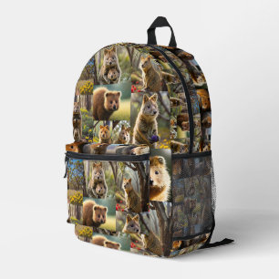 "Quokka Chronicles: Eine herzerwärmende FotoCollag Bedruckter Rucksack