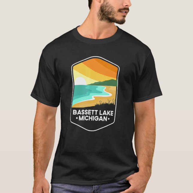 Quote Bassett Lake Loon Michigan T-Shirt (Vorderseite)