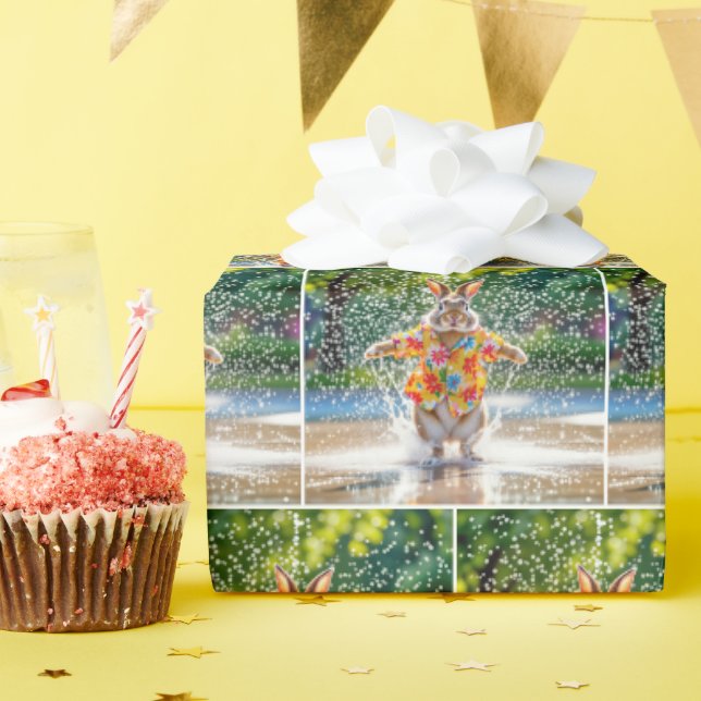 Rabbit Wearing a Floral Print Shirt In Water Geschenkpapier (Geburtstagsparty)