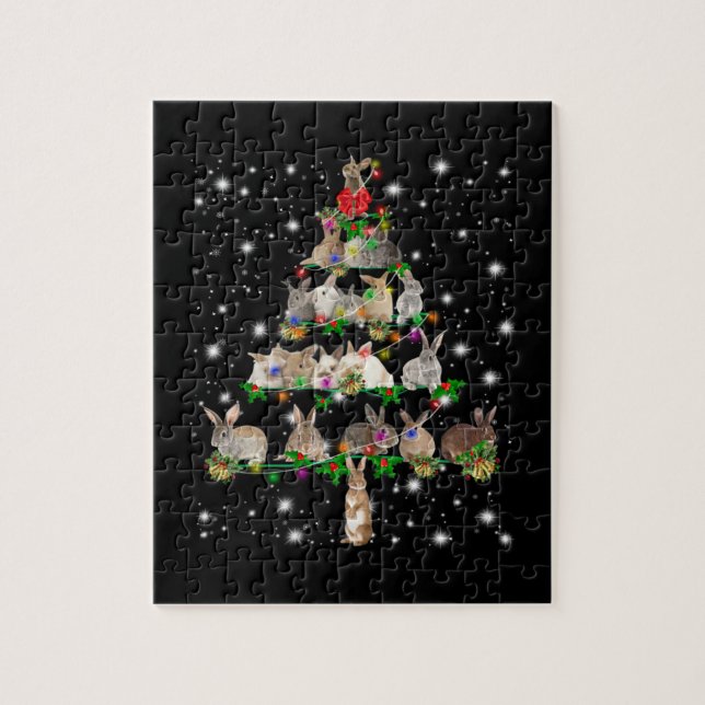 Rabbit Weihnachtsbaum bedeckt durch Blitzlicht (Vertikal)