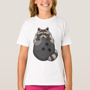 Raccoon im Bowling mit Bowlingball T-Shirt