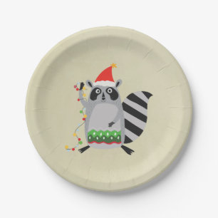 Raccoon in der Weihnachtsmannmütze in der Urlaubsa Pappteller