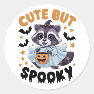Raccoon in einem Geisterkostüm gekleidet Runder Aufkleber