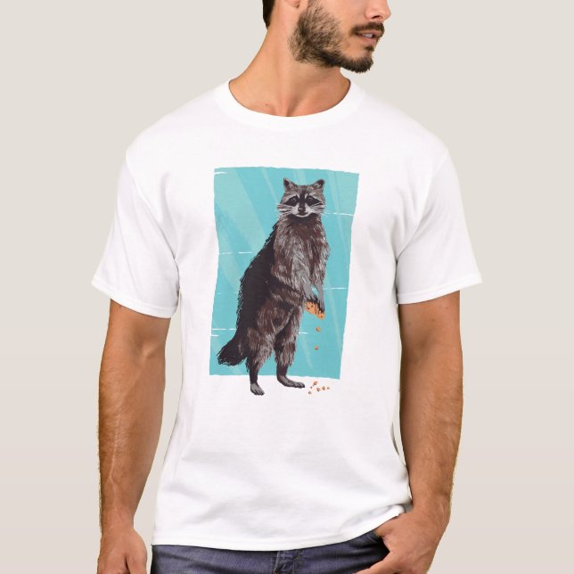 Raccoon mit Keks T-Shirt (Vorderseite)