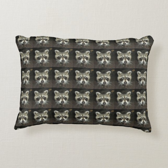Raccoon Pillow NIEDLICH Dekokissen (Rückseite)