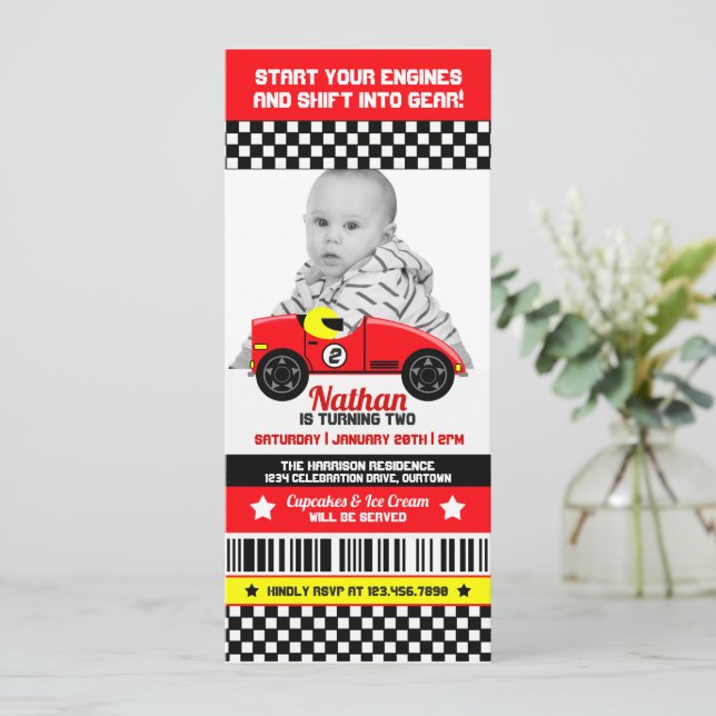Race Car Modèle photo Anniversaire Fête Invitation (Debout devant)