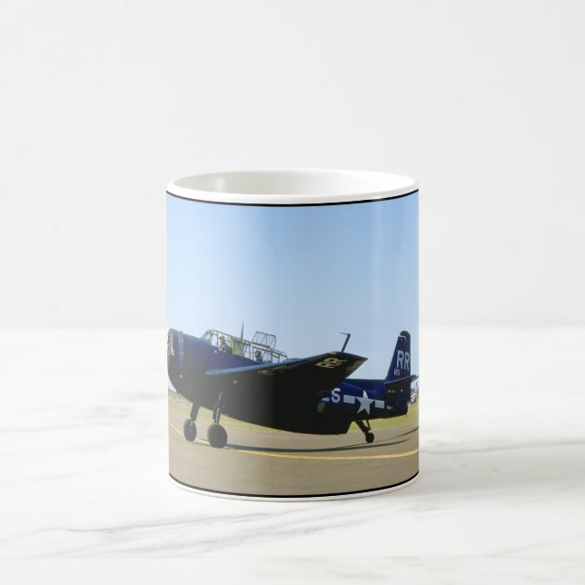 Rächer Grummans TBM, links Front_WWII Flugzeuge Kaffeetasse (Mittel)