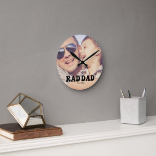 Rad Dad Est. Retro-Foto Runde Wanduhr