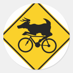 Radfahren auf der Autobahn Runder Aufkleber