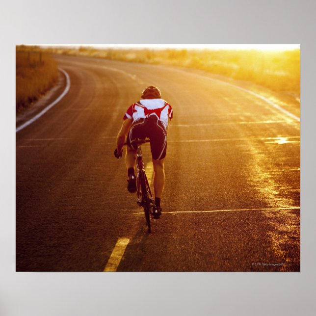 Radfahrer auf dem Fahrrad in der Nähe des Großen S Poster (Vorne)