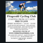 Radfahrer auf Gras, Radklub Werbung Flyer<br><div class="desc">Radfahren auf Gras,  Radklub Werbung Flyer durch den Business Card Store.</div>