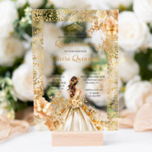 Radiant Bloom Floral Princess Gold Quinceanera Acryleinladungen
