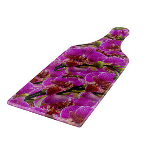 Radiant Clusters: Die Magenta Orchid Symphonie, Schneidebrett