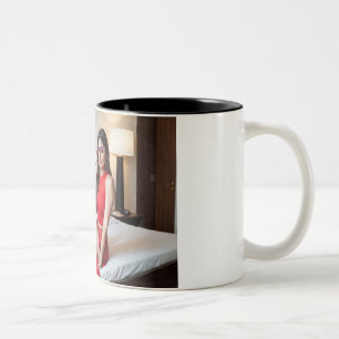 "Radiant Elegance: Stilftig und schön Zweifarbige Tasse
