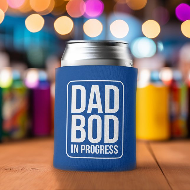 Rafraîchisseur Pour Canette Drôle papa Bod en cours Humour Fête des pères (Funny Can Cooler - Dad Bod in Progress - Father's Day Gift or a New Dad Favor)