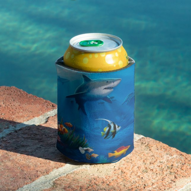 Rafraîchisseur Pour Canette Illustration de la présence de poissons (Piscine in situ)
