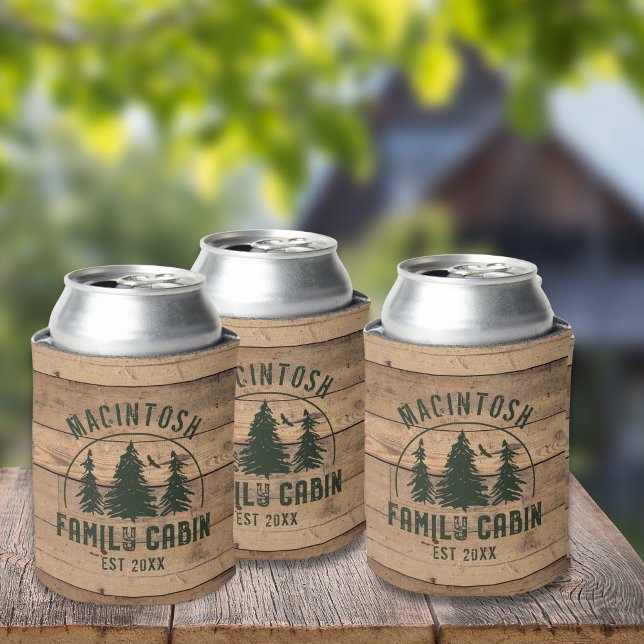 Rafraîchisseur Pour Canette Nom du Cabine de famille Rustic Wood Personnalisé (Créateur téléchargé)