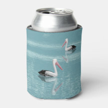 Pelican Couple Paddle sur Calm Aqua Water