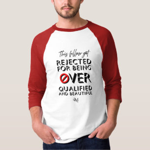 Raglan T - Shirt: über qualifiziert (rot) T-Shirt