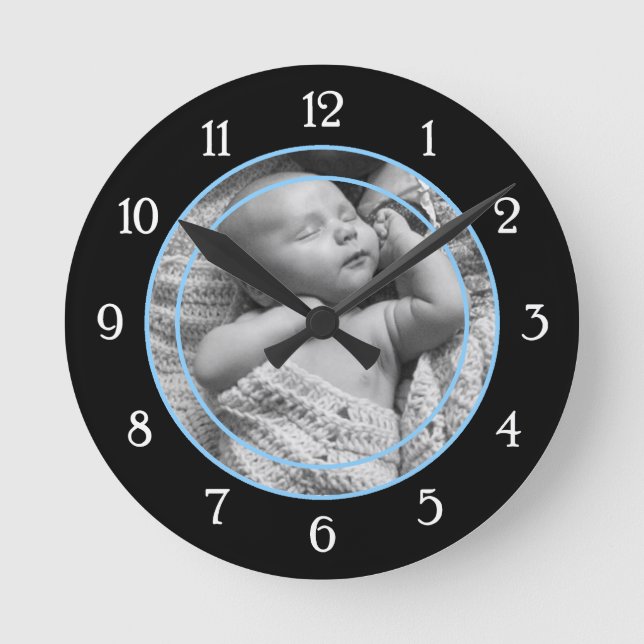 Rahmen für blaues und schwarzes Foto Runde Wanduhr (Vorderseite)