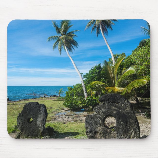 Rai Stones auf Yap Island Mousepad (Vorne)