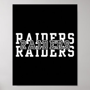 Raiders attackieren US-Flagge Männer Junge Frauen Poster