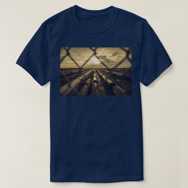 rail yards at sunset T-Shirt (Design vorne)