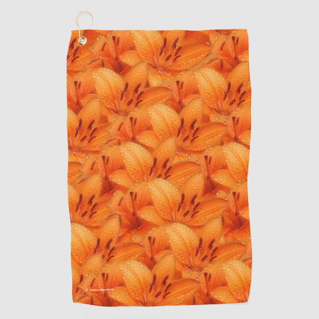 Rain-Kissed Orange Asiatic Tiger Lilies Golfhandtuch (Vorderseite)