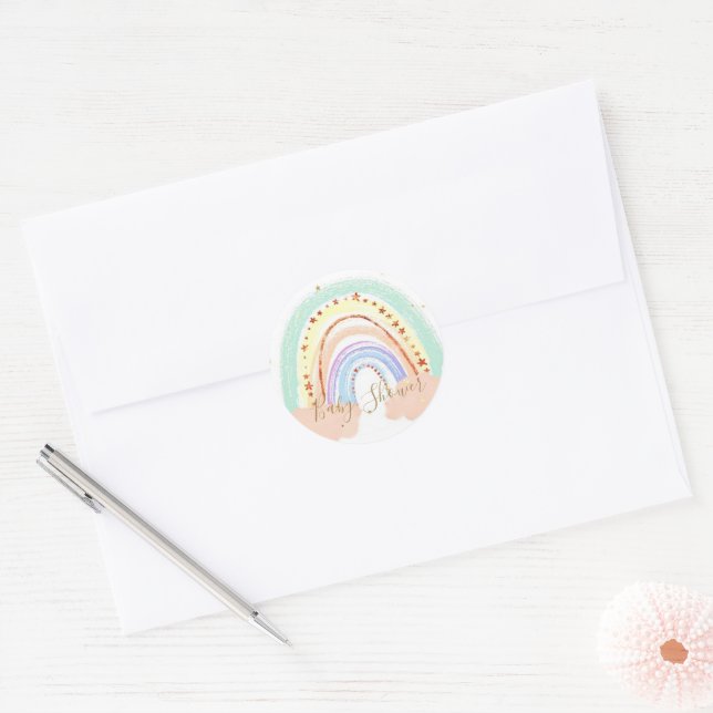Rainbow and stars baby shower  classic round stick runder aufkleber (Umschlag)