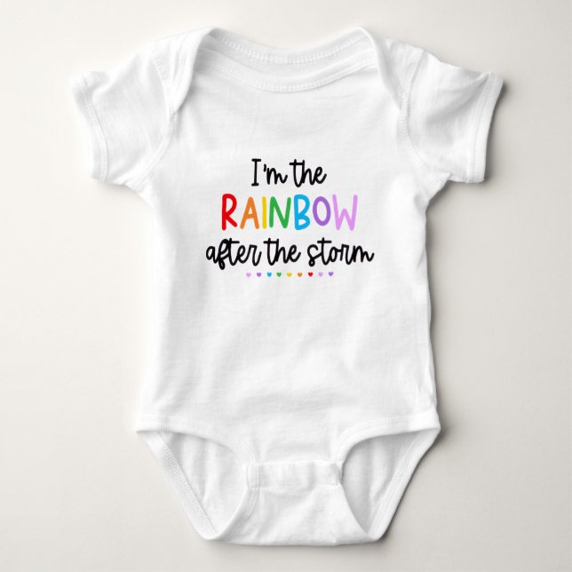 Rainbow Baby Quote Baby Strampler (Vorderseite)