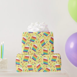 Rainbow Cake und Sprinkles Gemustert Geschenkpapier