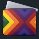 Rainbow Chevrons Laptopschutzhülle<br><div class="desc">Feiern Sie Ihren LGBT Pride oder die Liebe der Farbe mit einem geometrischen Regenbogen. Eine Reihe roter, orangefarbener, gelber, grüner, blauer, indigofarbener und violetter Chevronen harmonieren in diesem fett-geometrischen Muster. Digitales Bild. Copyright © 2012 Claire E. Skinner. Alle Rechte vorbehalten.</div>