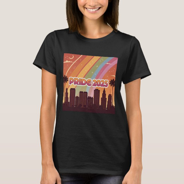 Rainbow City Skyline Pride 2025 Frauen T-Shirt (Vorderseite)