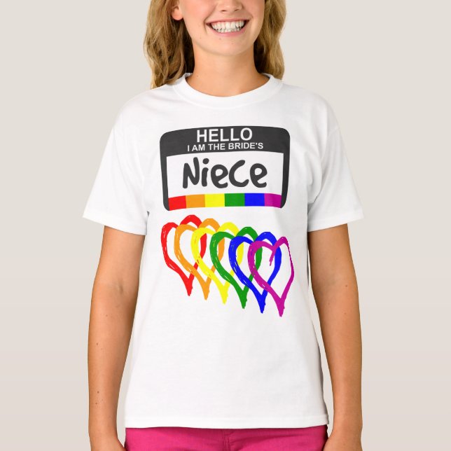 Rainbow Flag Hearts Bride Niece Name Abzeichen T-Shirt (Vorderseite)