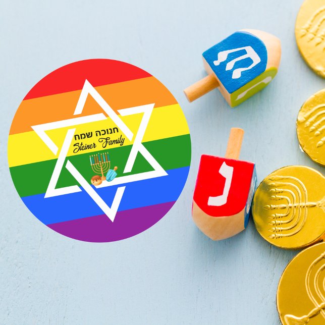 Rainbow Flag Star von David Hebrew Happy Hanukkah Runder Aufkleber (Von Creator hochgeladen)