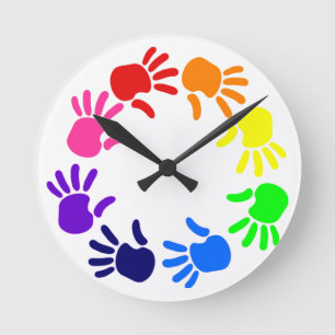 Rainbow Handprints Clock Runde Wanduhr