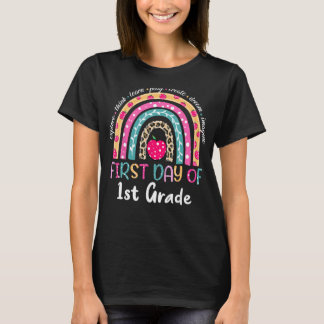 Rainbow Happy First Day of 1st Grade Zurück in die T-Shirt