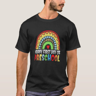 Rainbow Happy First Day of Niedlich Graphic 4 T-Shirt