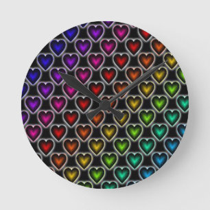 Rainbow Hearts Runde Wanduhr