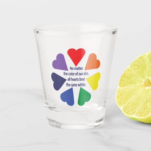 Rainbow Hearts Schnapsglas (Vorderseite)