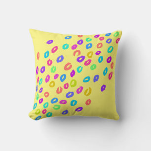 Rainbow Leopard Print Yellow Kissen
